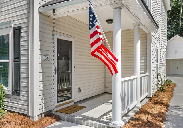 Homes for sale in Summerville, SC | 136 Saint Phillips Row, Summerville, SC 29485 | MLS# 26019163