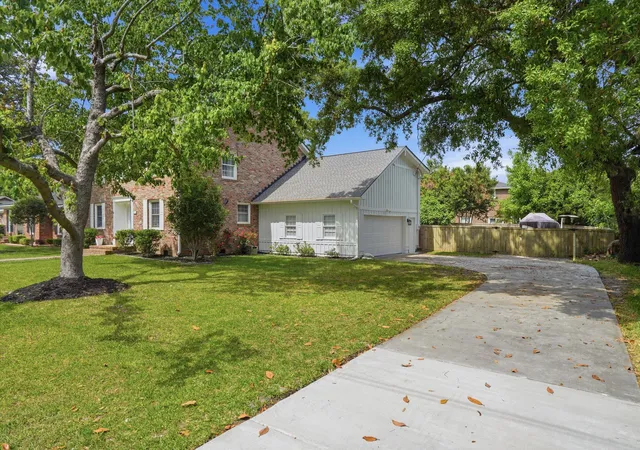2nd image of 2388 Erskine Ave, Charleston, SC 29414 | MLS# 26010566