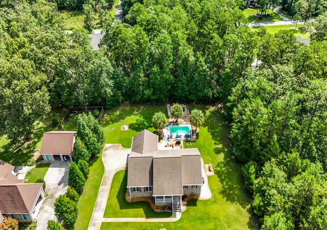 Photo 4 of Single family home for sale at 151 Poplar Crk Dr, Elloree, SC 29047 | MLS# 26022383 | Listing updated on 2026-09-04