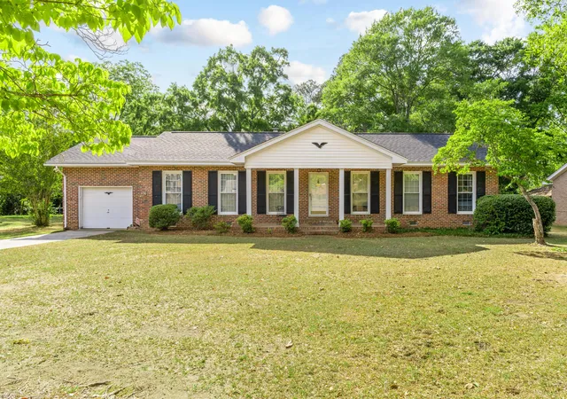 2nd image of 2753 Hillcrest Ave, Orangeburg, SC 29118 | MLS# 26013097