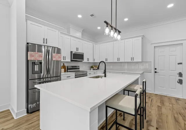 Photo 3 of Single family home for sale at 1918 Emden St, Charleston, SC 29406 | MLS# 26020625 | Listing updated on 2026-09-13