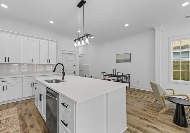 Photo 3 of Single family home for sale at 1918 Emden St, Charleston, SC 29406 | MLS# 26020625 | Listing updated on 2026-09-13