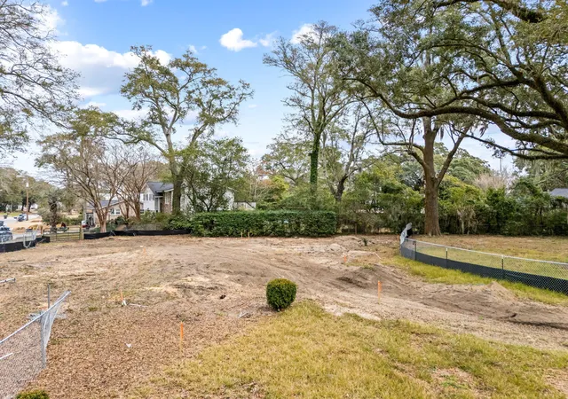 5th image of 1042 Chambers Ln, Mount Pleasant, SC 29464 | MLS# 26015311
