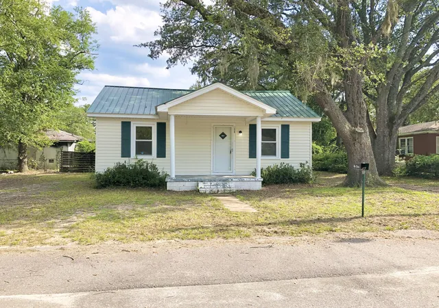 1st image of 320 Breland St, Walterboro, SC 29488 | MLS# 26022976