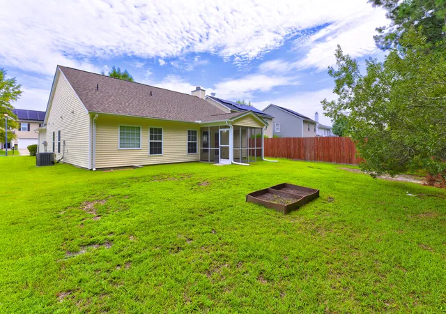 4th image of 450 Dovetail Cir, Summerville, SC 29483 | MLS# 26024074