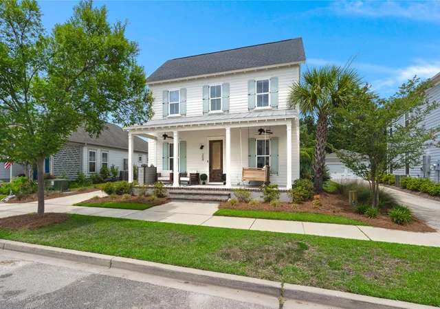 Photo 3 of Single family home for sale at 208 Oakbend St, Summerville, SC 29486 | MLS# 26017324 | Listing updated on 2026-09-05