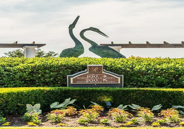 Photo 3 of Townhouse for sale at 234 S Plaza Ct #211, Mount Pleasant, SC 29464 | MLS# 26014092 | Listing updated on 2026-08-04
