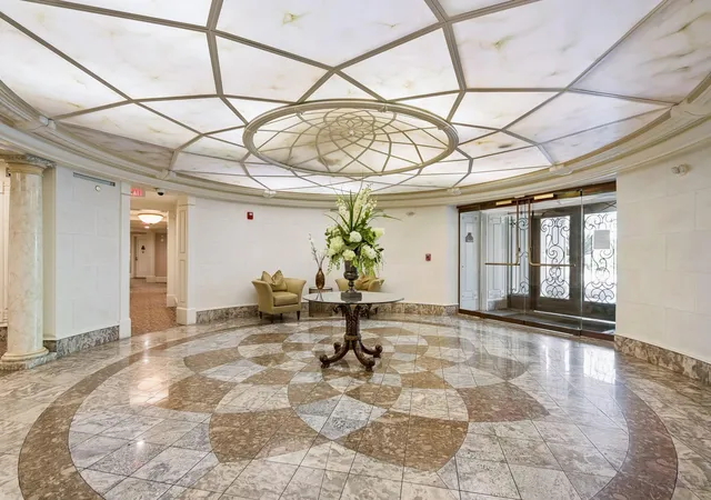 Photo 4 of Townhouse for sale at 234 S Plaza Ct #211, Mount Pleasant, SC 29464 | MLS# 26014092 | Listing updated on 2026-08-04