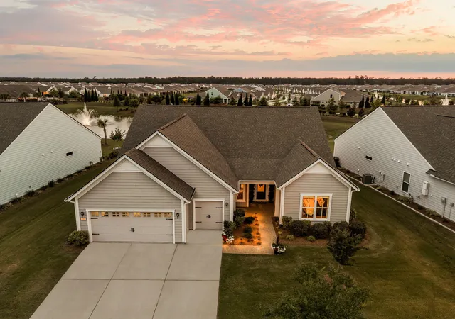 Photo 2 of Single family home for sale at 116 Ivy Ter Rd, Summerville, SC 29486 | MLS# 26017606 | Listing updated on 2026-09-17