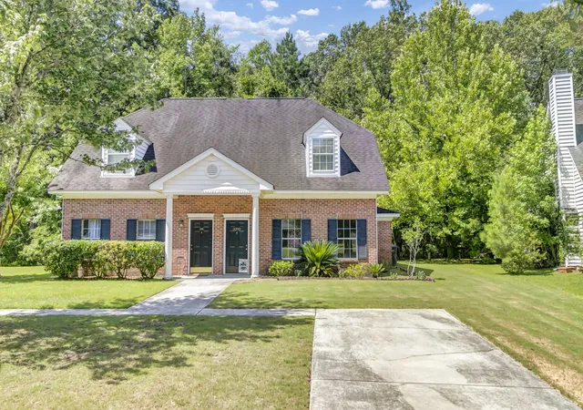 Homes for sale in Mount Pleasant, SC | 3292 Queensgate Wy, Mount Pleasant, SC 29466 | MLS# 26019699