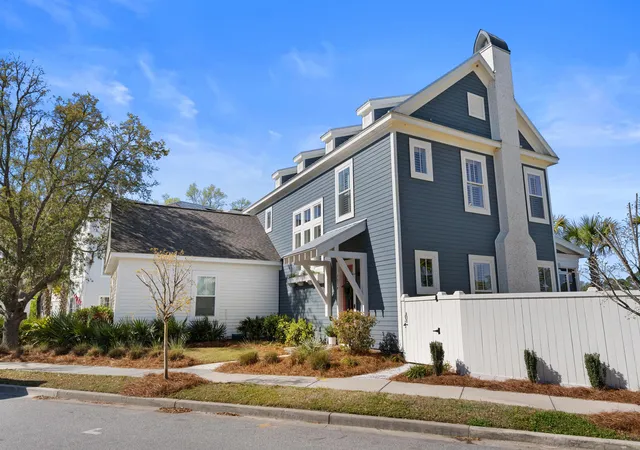 Homes for sale in Mount Pleasant, SC | 1074 Cinder St, Mount Pleasant, SC 29464 | MLS# 26008985
