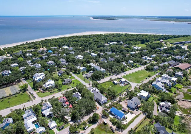 Photo 3 of Single family home for sale at 1714 Middle St, Sullivans Island, SC 29482 | MLS# 26023883 | Listing updated on 2026-10-03