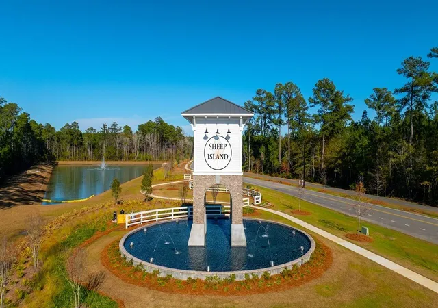 Photo 3 of Single family home for sale at 179 Broadstone Dr, Summerville, SC 29486 | MLS# 26020073 | Listing updated on 2026-10-21