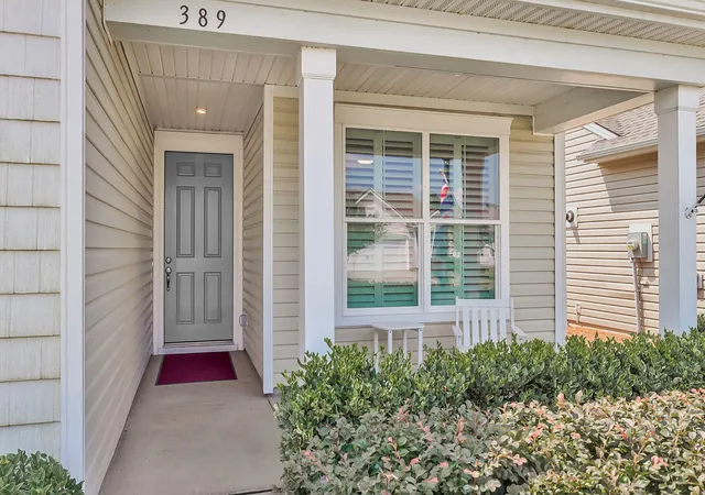 Photo 4 of Single family home for sale at 389 Seaside Trl, Summerville, SC 29486 | MLS# 26021847 | Listing updated on 2026-08-28