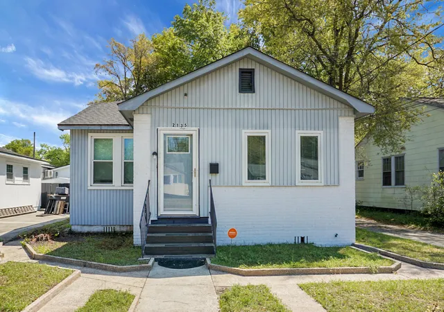 1st image of 2135 Dorchester Rd, North Charleston, SC 29405 | MLS# 26008915