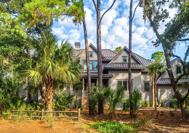 Photo 2 of Single family home for sale at 9 Blue Heron Pond Rd, Kiawah Island, SC 29455 | MLS# 26024471 | Listing updated on 2026-08-28