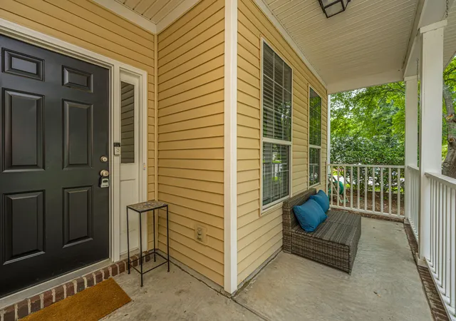 Homes for sale in North Charleston, SC | 8506 Falling Leaf Ln, North Charleston, SC 29420 | MLS# 26017640