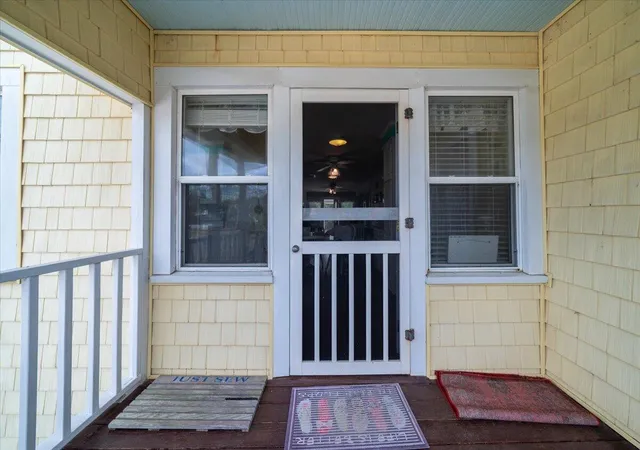 Photo 4 of Single family home for sale at 2302 Palmetto Blvd, Edisto Island, SC 29438 | MLS# 24028634 | Listing updated on 2026-09-14