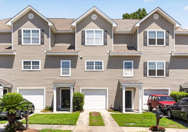 Photo 1 of Townhouse for sale at 4109 Perrine St, Charleston, SC 29414 | MLS# 26023230 | Listing updated on 2026-09-13