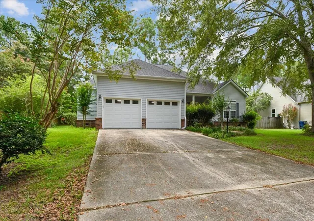 Photo 3 of Single family home for sale at 3017 Trotters Clb Way, Summerville, SC 29483 | MLS# 26022878 | Listing updated on 2026-09-17