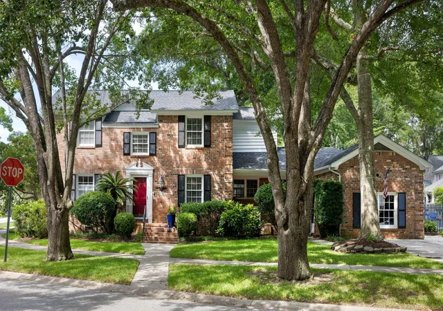 Photo 1 of Single family home for sale at 1067 Loyalist Ln, Mount Pleasant, SC 29464 | MLS# 26018113 | Listing updated on 2026-08-04