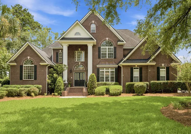 Photo 2 of Single family home for sale at 4260 Club Crse Dr, North Charleston, SC 29420 | MLS# 26020898 | Listing updated on 2026-09-09
