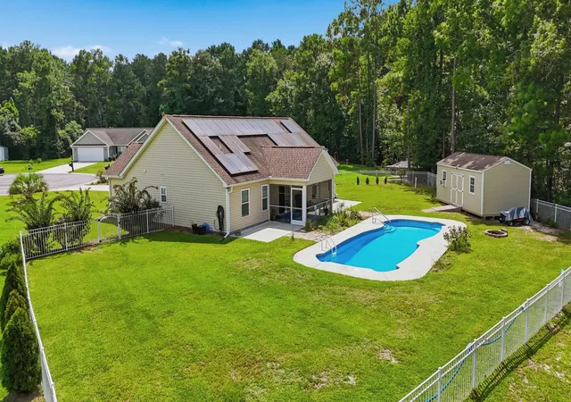 Photo 3 of Single family home for sale at 248 Timber Run Dr, Georgetown, SC 29440 | MLS# 26023830 | Listing updated on 2026-08-21