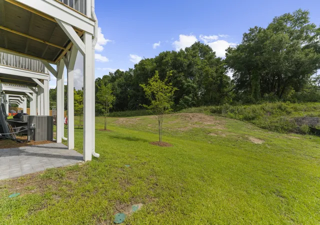 Photo 3 of Townhouse for sale at 422 Katies Scenic Ct, Charleston, SC 29492 | MLS# 26020443 | Listing updated on 2026-09-10