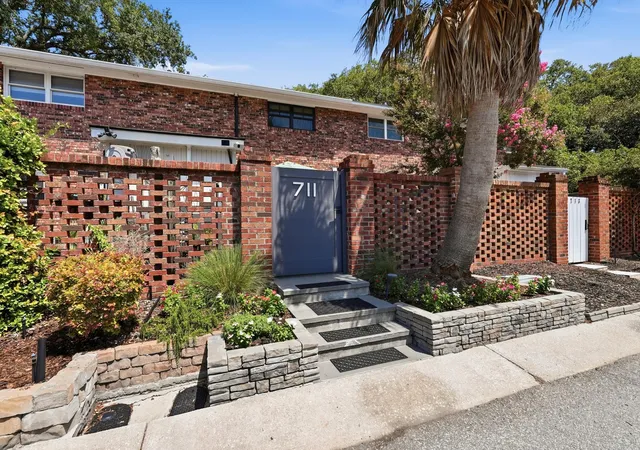 2nd image of 711 Center St, Mount Pleasant, SC 29464 | MLS# 26019123