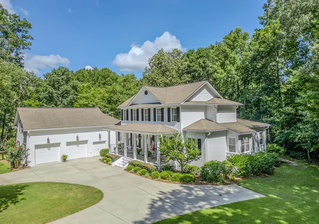 Photo 3 of Single family home for sale at 8655 Mcchune Ct, North Charleston, SC 29420 | MLS# 26019455 | Listing updated on 2026-09-06