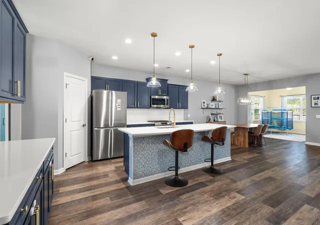 Photo 4 of Single family home for sale at 422 Ambrose Dr, Summerville, SC 29486 | MLS# 26013438 | Listing updated on 2026-10-02