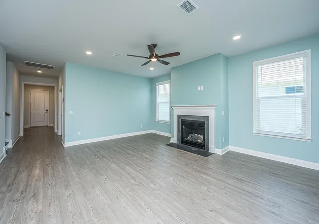 Photo 4 of Single family home for sale at 322 Autumn Azalea Way, Summerville, SC 29486 | MLS# 26016493 | Listing updated on 2026-09-17