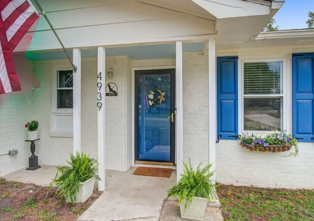 3rd image of 4939 Popperdam Creek Dr, North Charleston, SC 29418 | MLS# 26013548