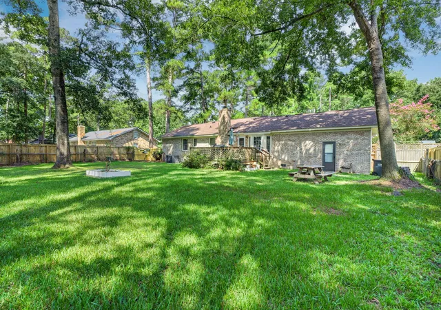 Photo 3 of Single family home for sale at 304 Summercourt Dr, Summerville, SC 29485 | MLS# 26023213 | Listing updated on 2026-08-17