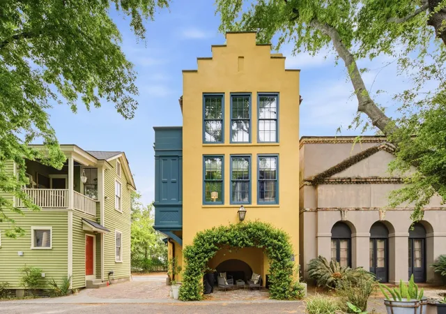 Photo 2 of Townhouse for sale at 26 Catfiddle St, Charleston, SC 29403 | MLS# 26010215 | Listing updated on 2026-06-23