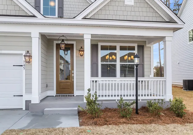 Photo 2 of Single family home for sale at 745 Maynard Ln, Summerville, SC 29486 | MLS# 26012876 | Listing updated on 2026-10-22