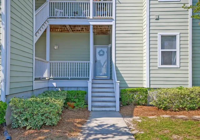 Photo 3 of Townhouse for sale at 2331 Tall Sail Dr #804-D, Charleston, SC 29414 | MLS# 26022212 | Listing updated on 2026-09-17