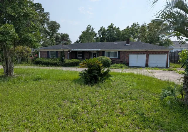 1st image of 1235 Hamlin Rd, Mount Pleasant, SC 29466 | MLS# 26022343