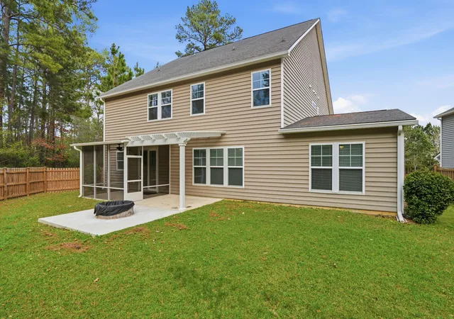 Photo 3 of Single family home for sale at 2307 Hummingbird Ln, Summerville, SC 29483 | MLS# 26008651 | Listing updated on 2026-08-12
