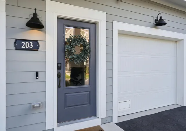 4th image of 410 Carolina Cherry Ct #Unit 203, Charleston, SC 29414 | MLS# 26019712