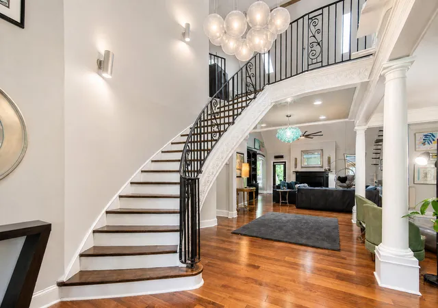 Photo 3 of Single family home for sale at 121 Berkshire Dr, Charleston, SC 29492 | MLS# 26012732 | Listing updated on 2026-09-08