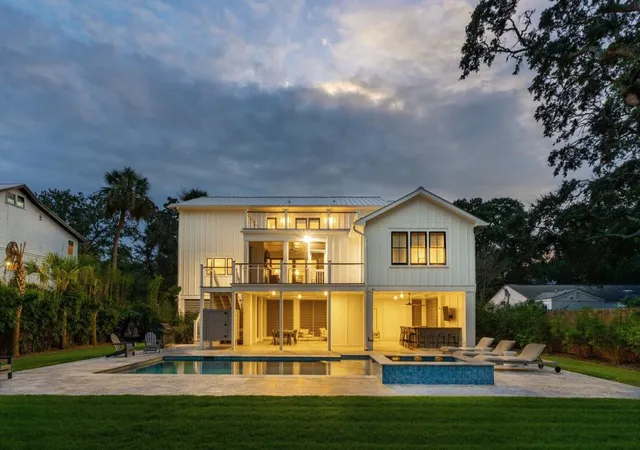 Photo 3 of Single family home for sale at 28 22nd Ave, Isle Of Palms, SC 29451 | MLS# 26024400 | Listing updated on 2026-09-14