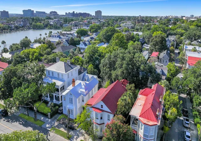 Homes for sale in Charleston, SC | 176 178 Broad St, Charleston, SC 29401 | MLS# 26011256