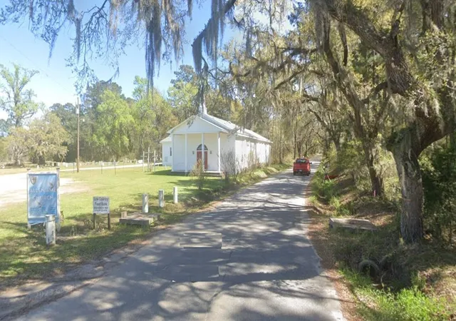 Photo 4 of Land for sale at 1068 Sarah Battle Ln, Edisto Island, SC 29438 | MLS# 26010562 | Listing updated on 2026-08-17