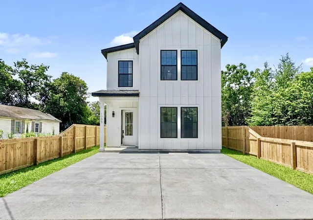 1st image of 1988 Irving Ave, North Charleston, SC 29405 | MLS# 26019969