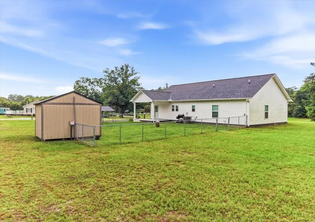 Photo 4 of Single family home for sale at 164 Miracle Dr, Eutawville, SC 29048 | MLS# 26015716 | Listing updated on 2026-07-09