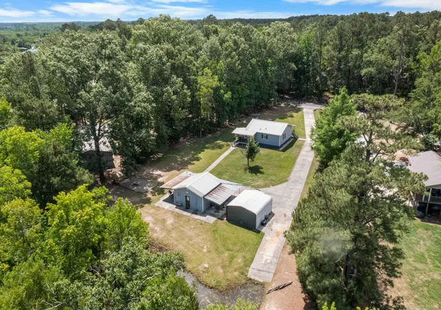 Homes for sale in Walterboro, SC | 589 Backfield Rd, Walterboro, SC 29488 | MLS# 26014696
