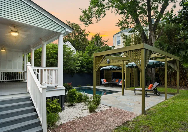 Photo 3 of Single family home for sale at 6 Rutledge Ave, Charleston, SC 29401 | MLS# 26022521 | Listing updated on 2026-09-09