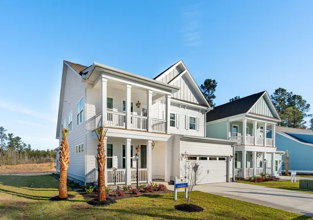 Photo 3 of Single family home for sale at 3 Cherrywood Dr, Summerville, SC 29483 | MLS# 25032643 | Listing updated on 2026-08-31