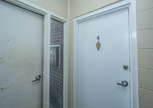 3rd image of 753 Ashdale Dr #Apt 4, Charleston, SC 29407 | MLS# 26023672